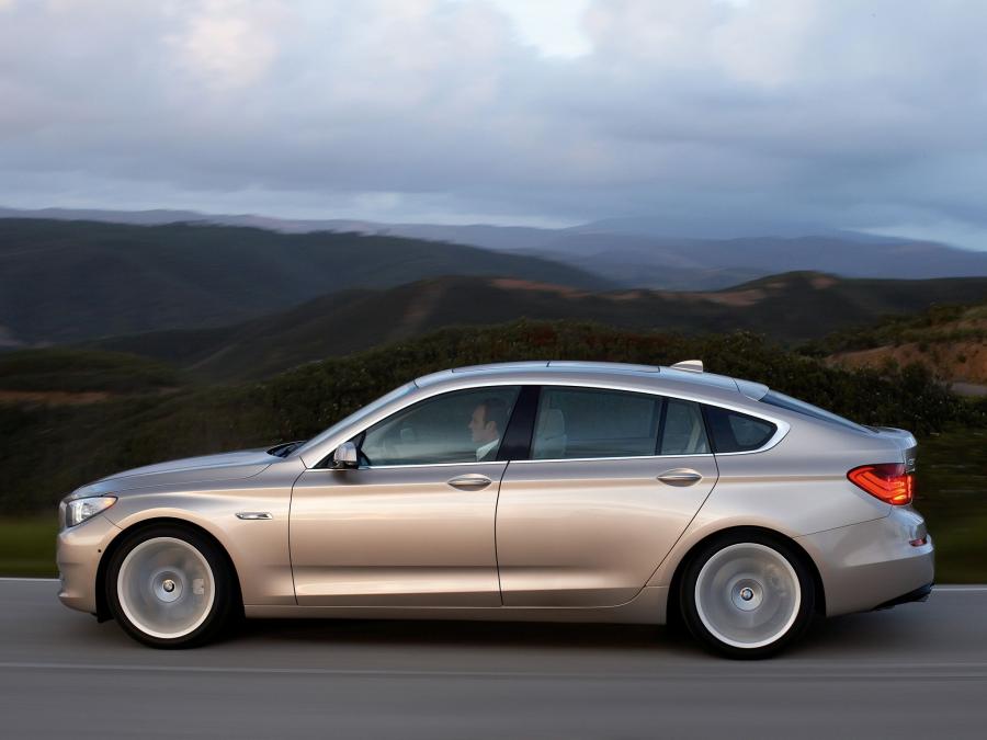  BMW 550i Gran Turismo 2009 года  (фото 2 из 22)